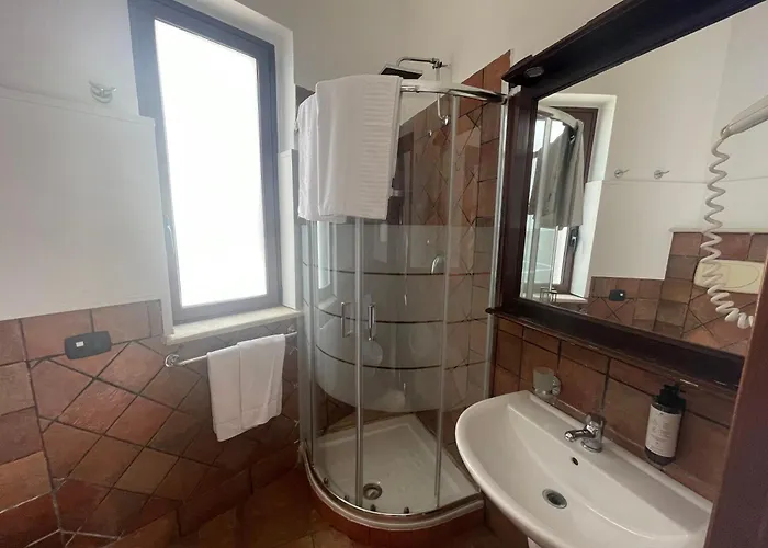 Capomulini 3 Stelle Ачиреале