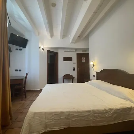 Capomulini 3 Stelle Hotel