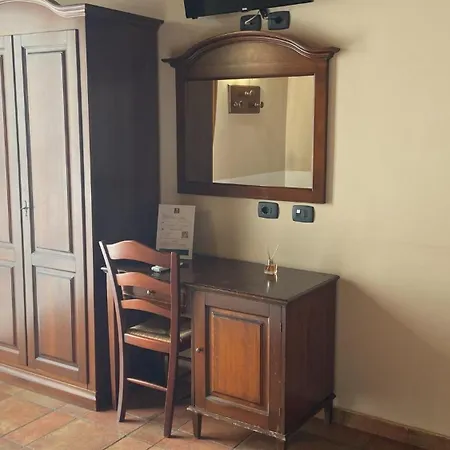 Capomulini 3 Stelle فندق