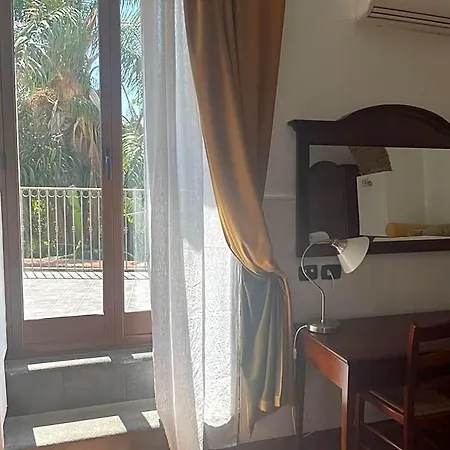 Capomulini 3 Stelle Hotel Acireale