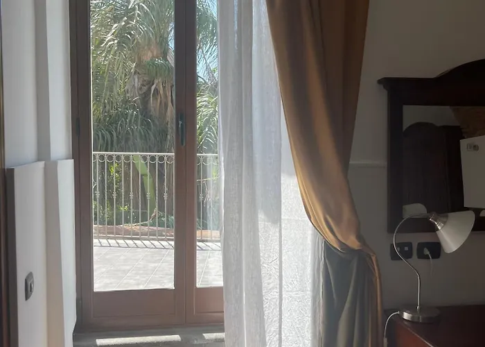 Hotel Capomulini 3 Stelle 3*