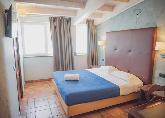 Hotel Capomulini 3 Stelle 3*