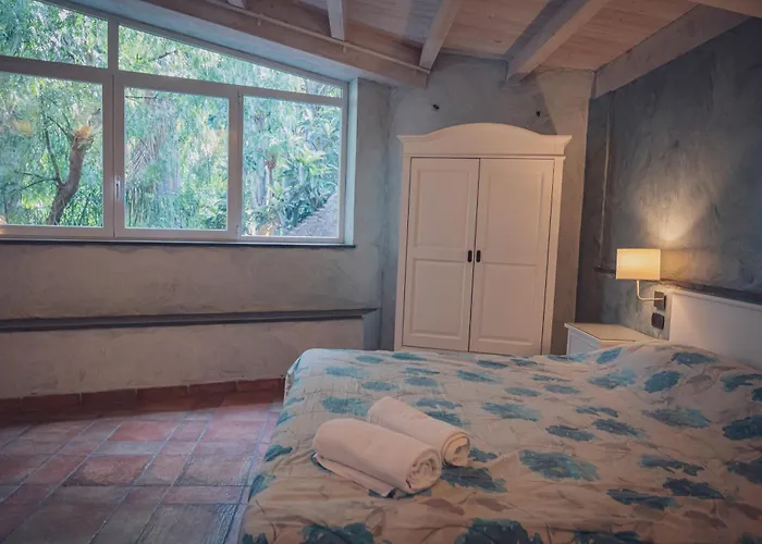 Hotel Capomulini 3 Stelle Acireale